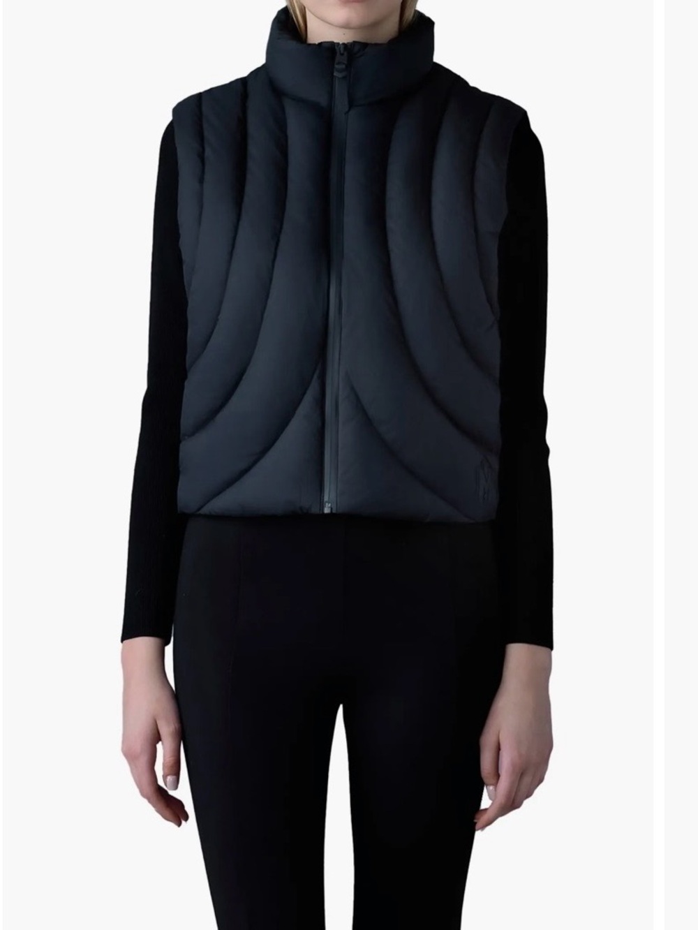 New Mackage Adana Water Repellent 750 Fill Power Down Vest Size M NWOT